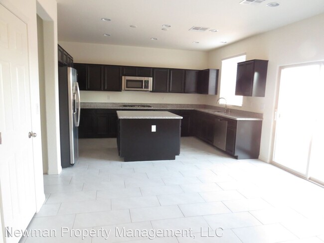 Foto del edificio - 4 br, 2.5 bath House - 8331 Indian Lakes Ct