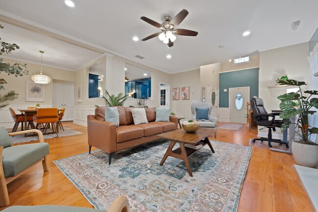 Foto del edificio - 13581 Weycroft Cir