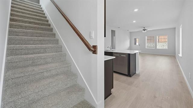 Building Photo - 1513 Silver Canoe Wy