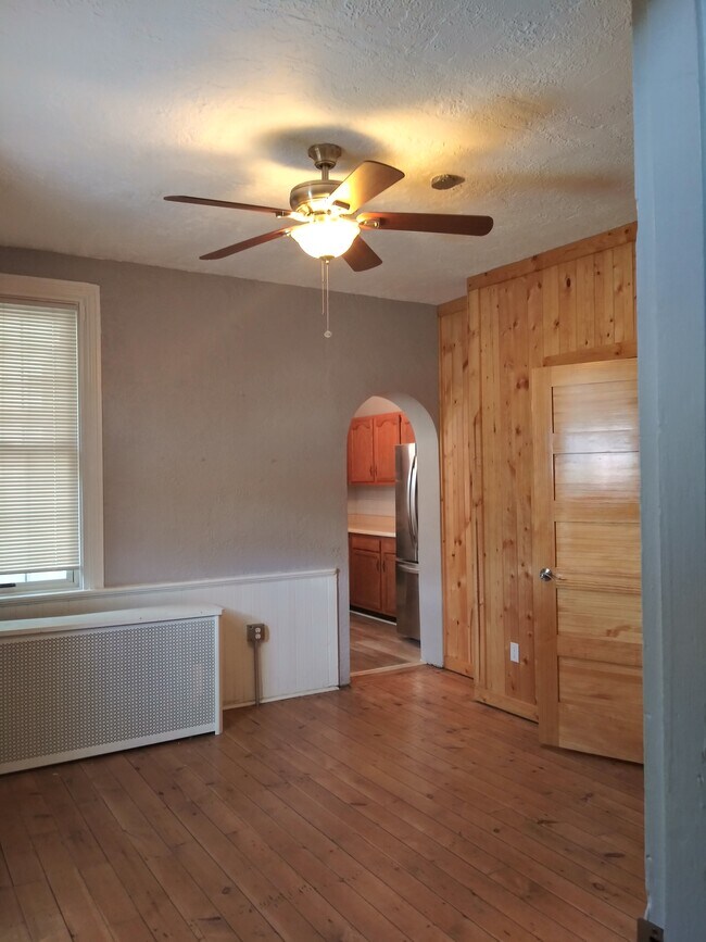 Dining room - 2118 Tustin St