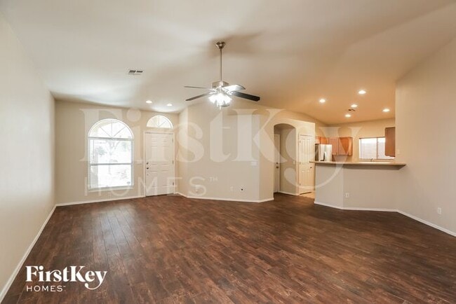 Building Photo - 15207 N 28th Pl