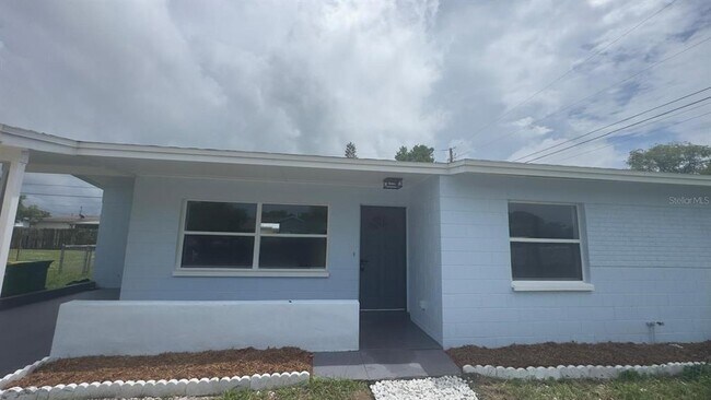 Foto del edificio - 735 Scotty Dr