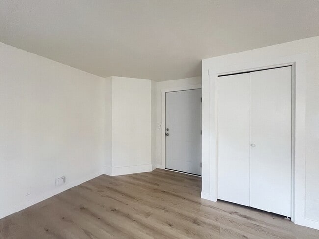 Building Photo - 2004 S Leadville Ave