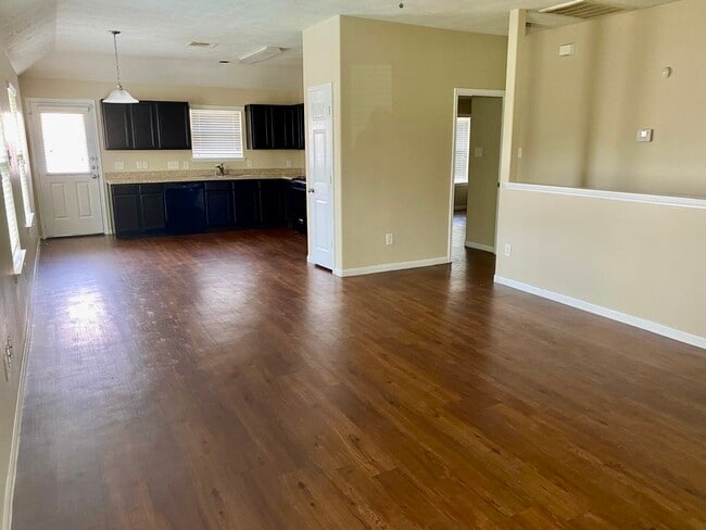 Building Photo - 3415 Maris Way