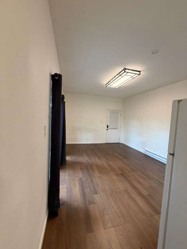 Building Photo - 234 Fifth Ave