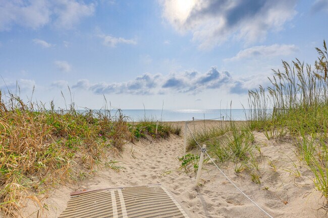 Foto del edificio - 2400 S Ocean Dr