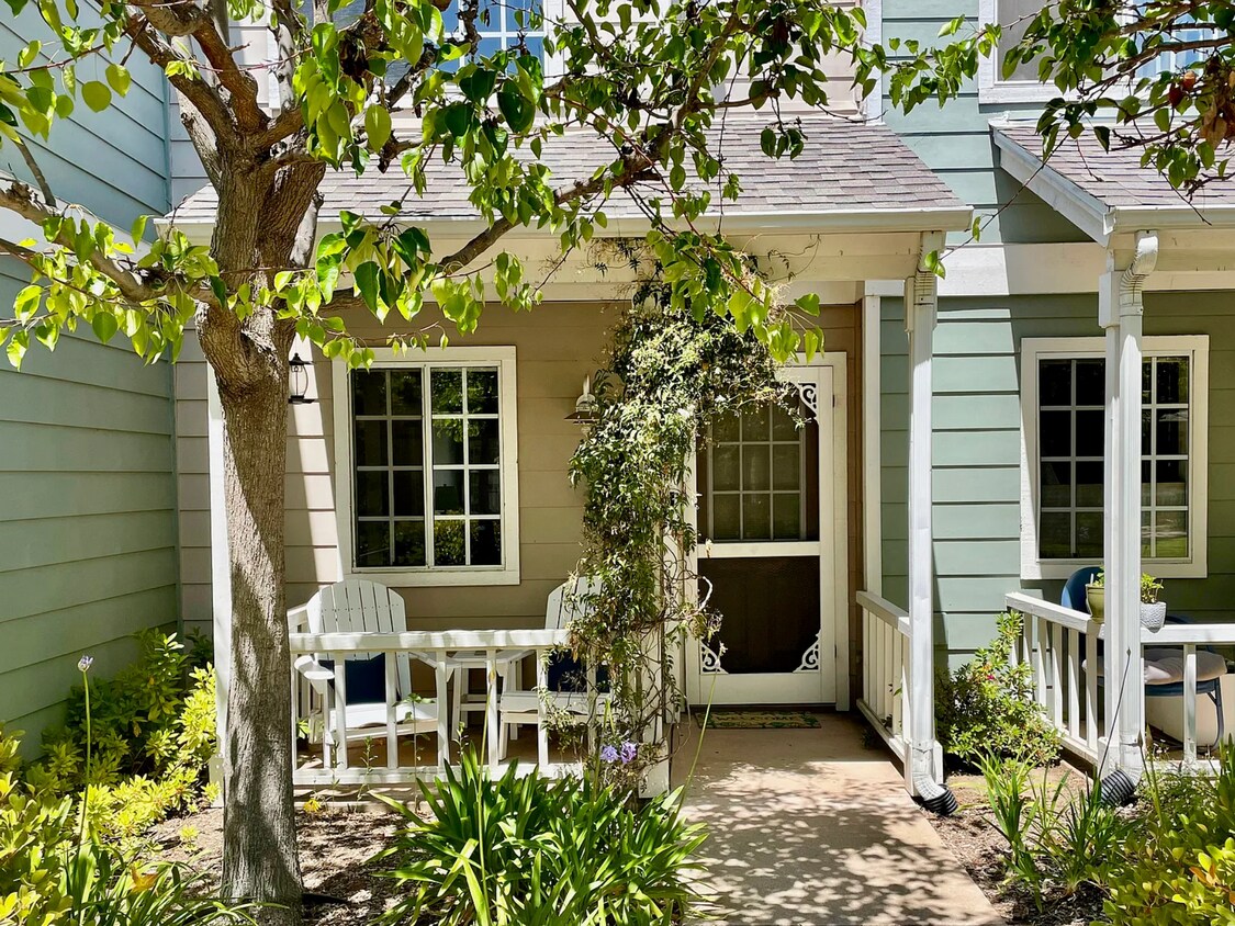 Foto principal - 4692 Carpinteria Ave