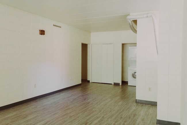 Foto del edificio - 902 Brightwood Manor Dr