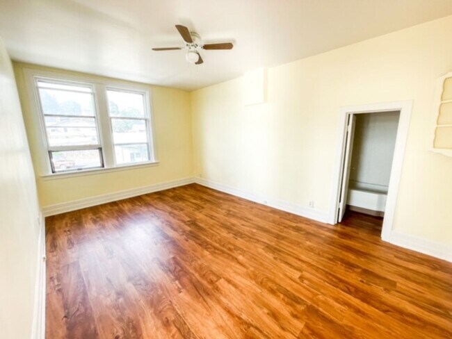 Foto del edificio - 405 Morgan Street 9 unit