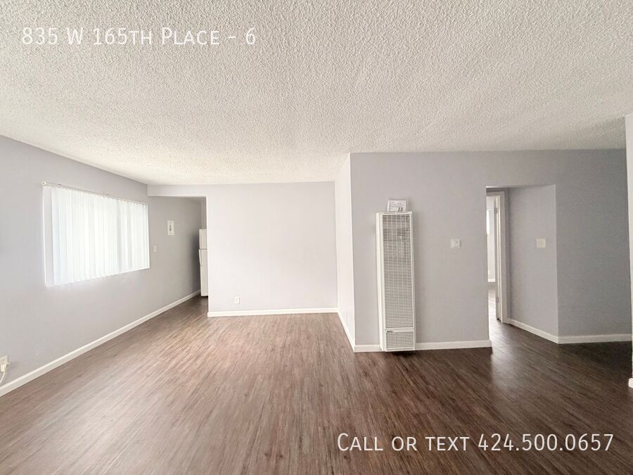 Photo - 835 W 165th Place-6