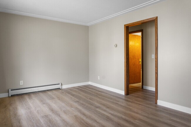 Sala de estar - 4111 Lowry Ave N