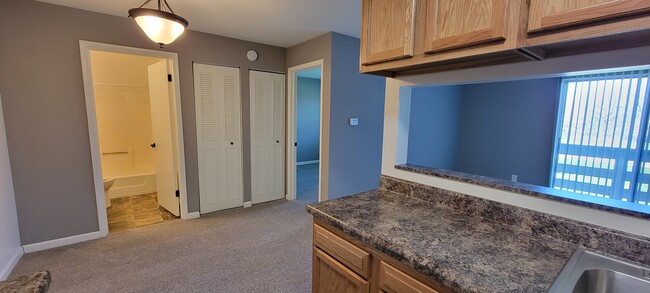 Teakwood - Wallen Hills Apartments