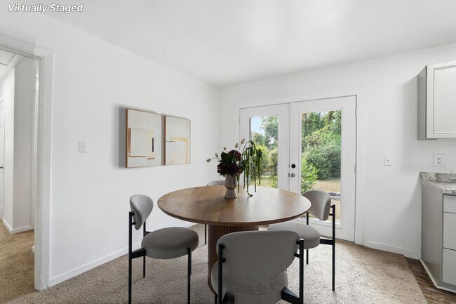 Foto del edificio - 204 Juniper Dr