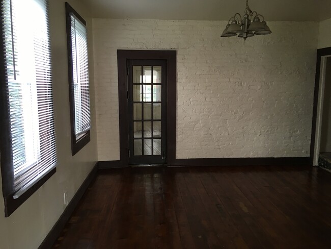 Foto del edificio - 2 BR near Promenade Park