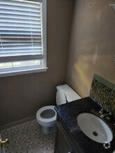 Building Photo - 4936 Catalpa Cir
