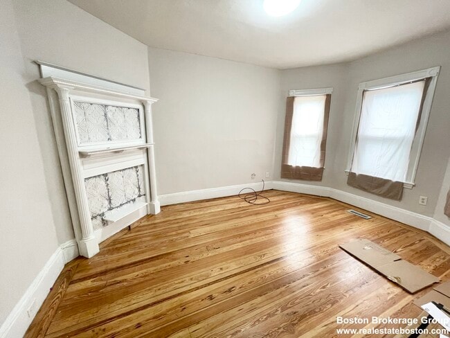 Photo - 10 Wave Ave. #1 Dorchester House
