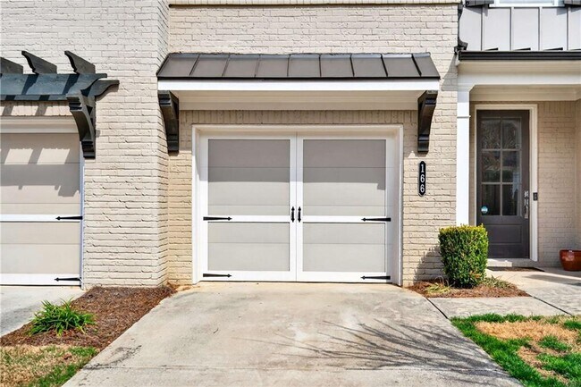 Building Photo - 166 Bellehaven Dr