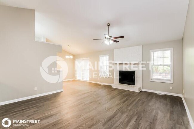 Foto del edificio - 5878 Homestead Circle, Rex, GA 30273
