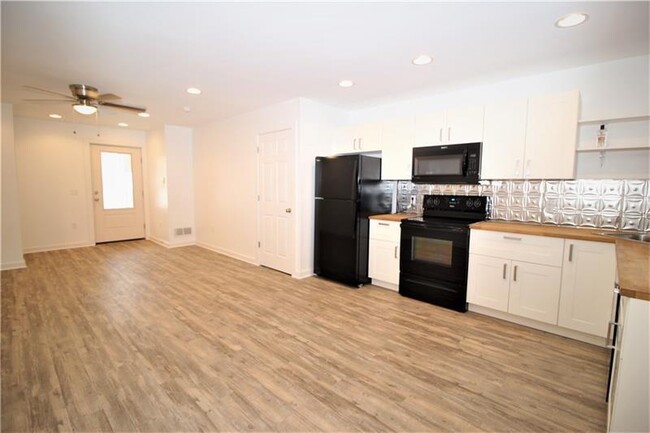 Building Photo - 267 45th St