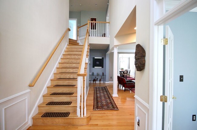 Building Photo - 42654 Frontier Dr