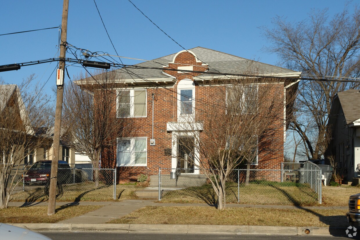 Building Photo - 1159 N Madison Ave