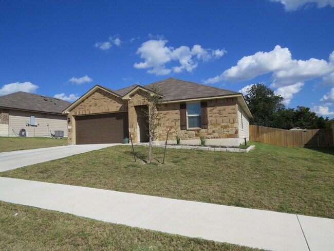 Building Photo - 4902 Karen Grn Dr