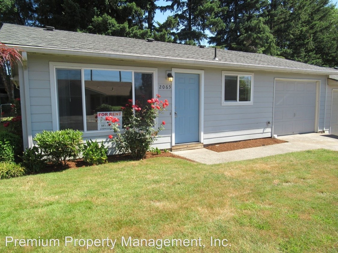 Primary Photo - 3 br, 1 bath Apartment - 2065 Debbie Way NE