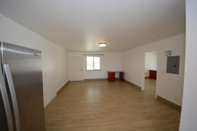 Building Photo - 2036 9th Ave