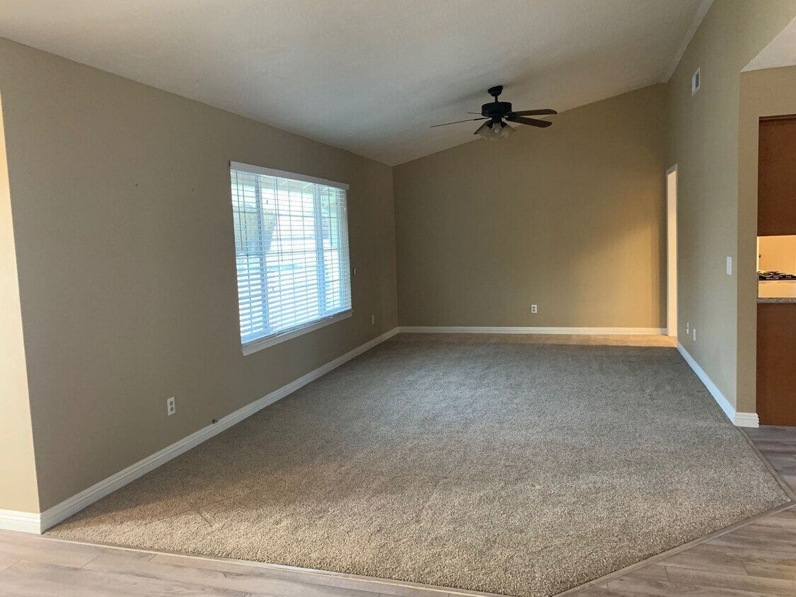 Beautiful Desert Knolls Home Apartments in Apple Valley, CA