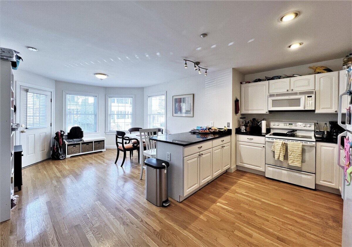 Foto principal - 91 Pearson Ave
