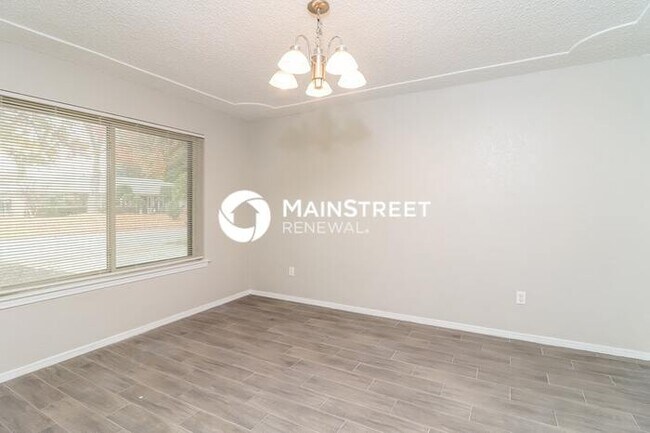 Building Photo - 4 Bedroom Pet-Friendly Home in North Richl...