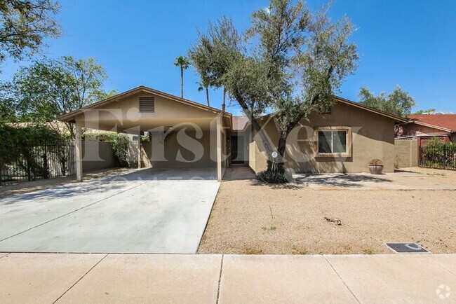 Building Photo - 2722 E Cactus Rd
