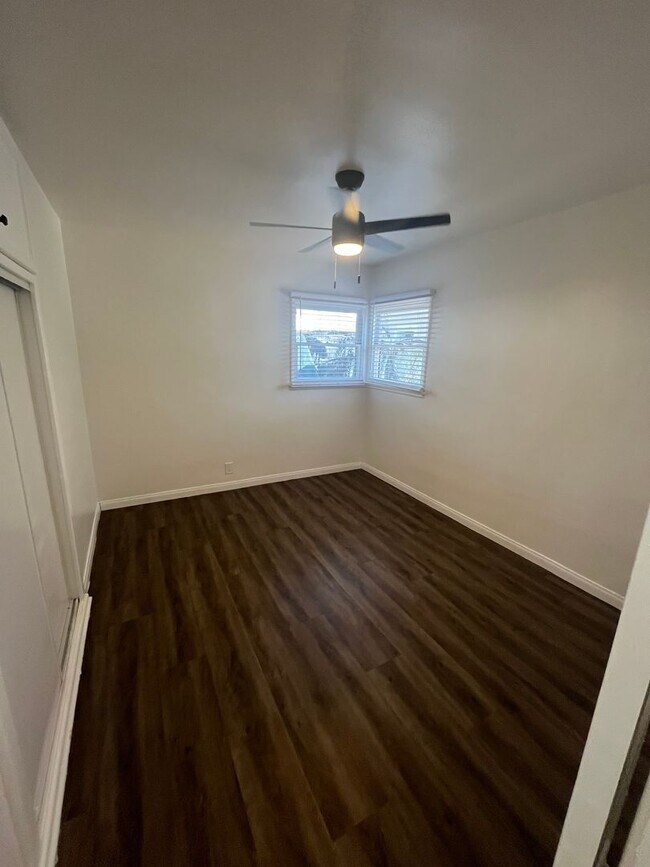 Foto del edificio - 4036-4040 Velma Ave