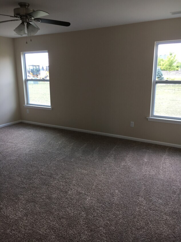 Dormitorio principal - 8590 Jackson St