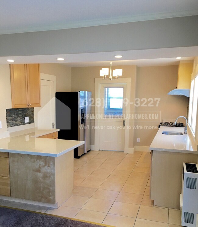 Foto del edificio - 1074 45th St