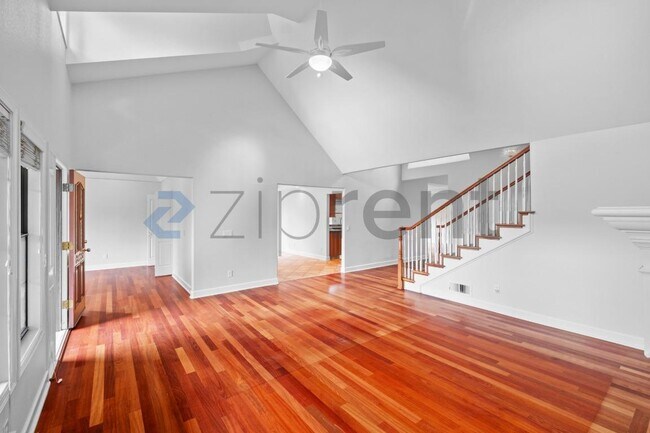 Foto del edificio - 1025 5th St E