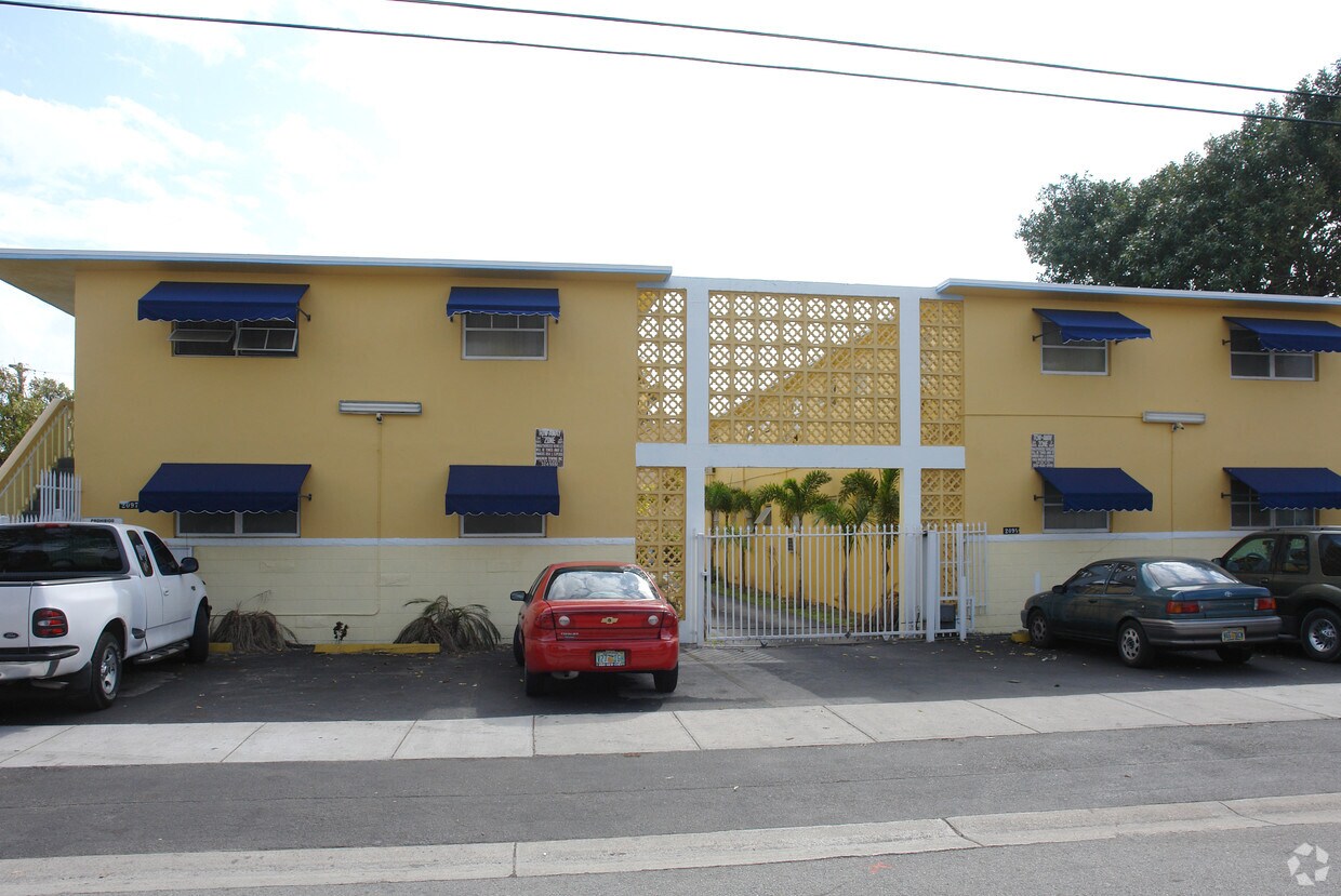 Primary Photo - 2097 NW 22nd Ct