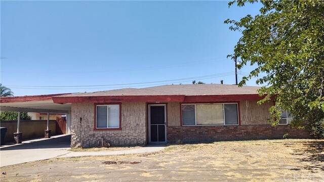 Foto principal - 42066 Mayberry Ave