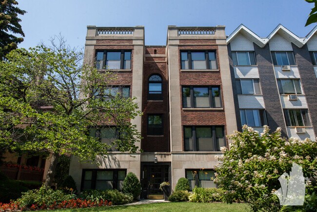 Foto del edificio - 560 W Deming Pl