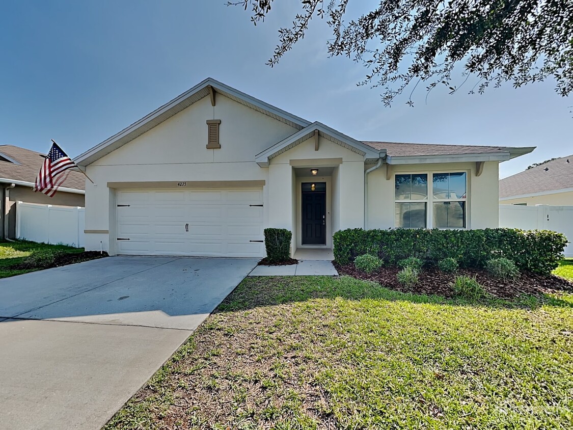 Foto principal - 4275 Bramblewood Loop Spring Hill FL