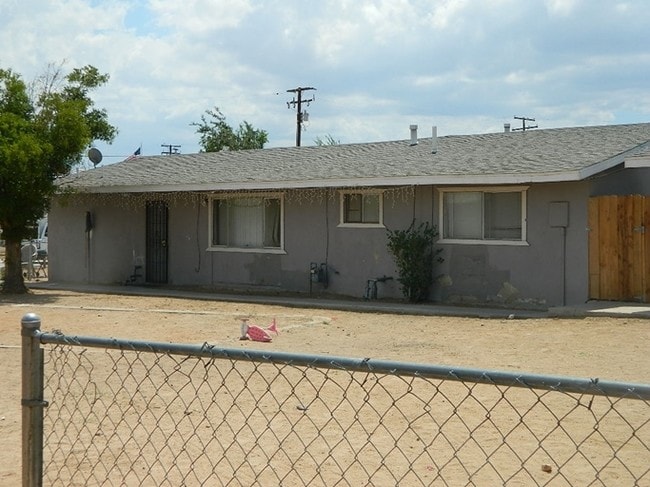 Building Photo - 13341 Navajo Rd