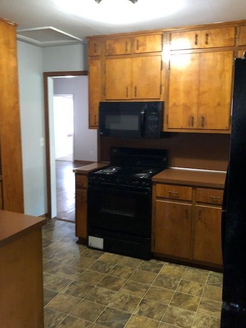 Building Photo - 504 Rollingwood