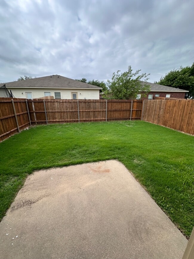 Photo - 990 Sierra Vista Ct House