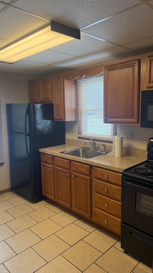 Foto del edificio - 1 bedroom ranch style home ready now!