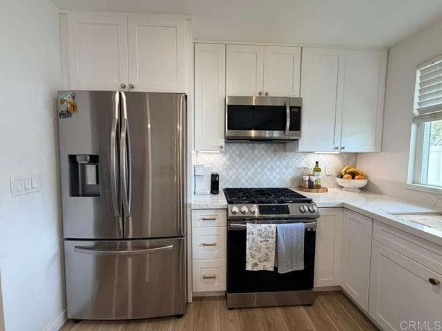 Building Photo - 2144 Bluehaven Ct