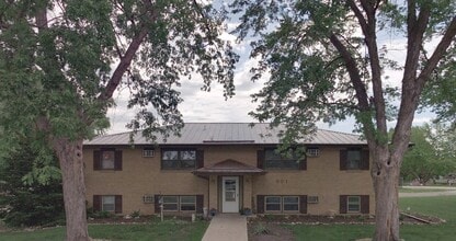 Building Photo - 501 NE Jacob St