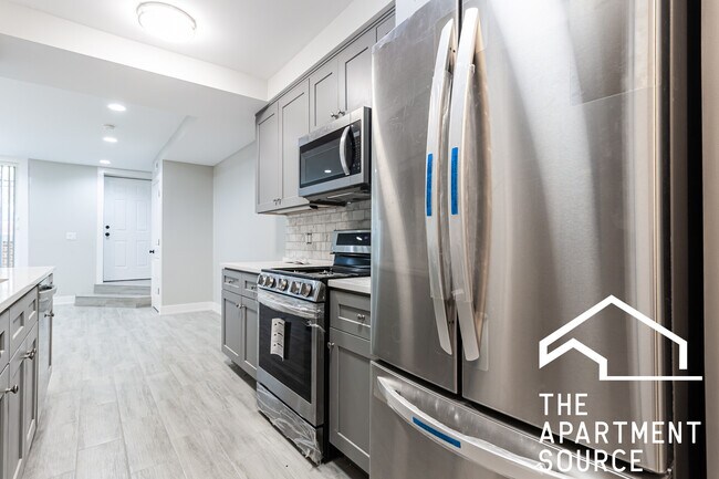 Foto del edificio - 1458 W Chestnut St
