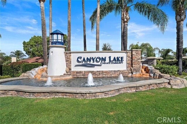 Foto del edificio - 22400 Canyon Club Dr