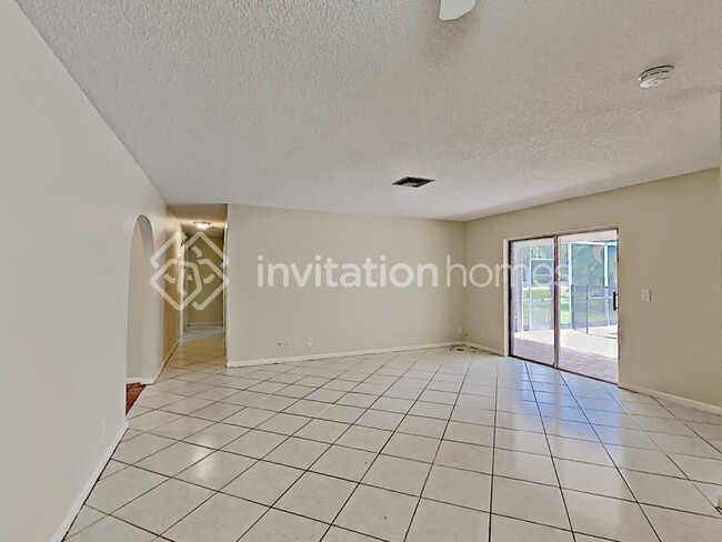 Building Photo - 14282 64th Dr N