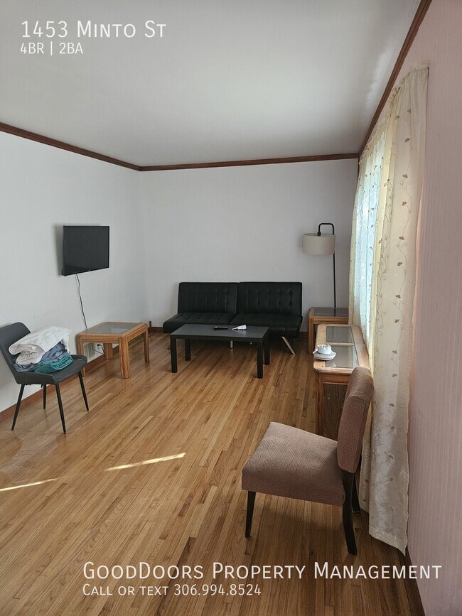 Photo du bâtiment - 1453 Minto St